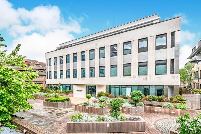 Studio To Rent In Linden House, RH12