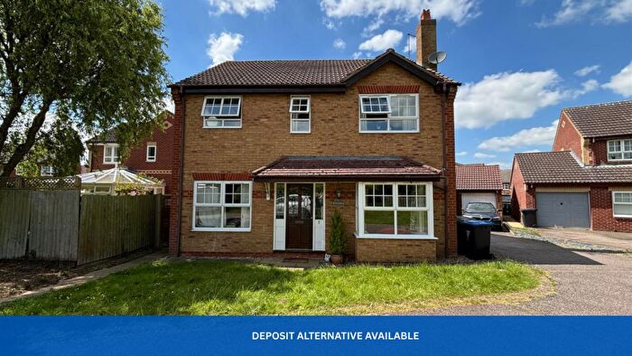 4 Bedroom Detached House To Rent In Holdenby Close, Market Harborough, LE16