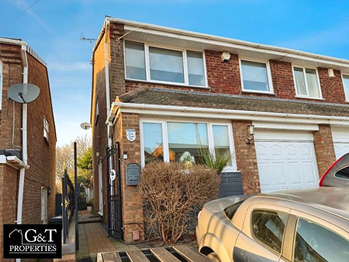 3 Bedroom Semi Detached House For Sale In Stanford Drive, Rowley Regis, B65
