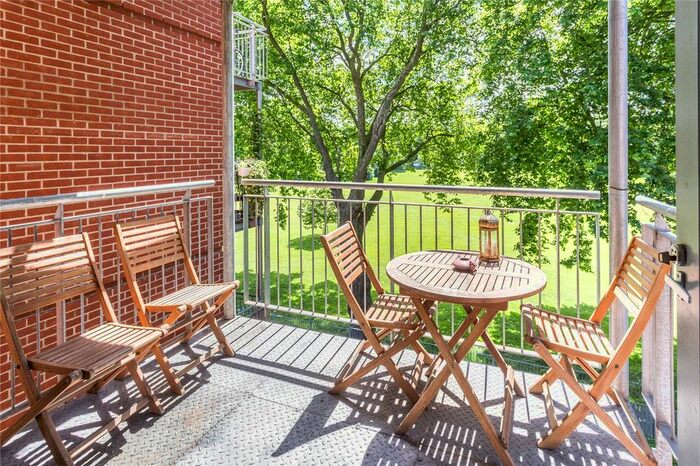 2 Bedroom Flat To Rent In Morton House, Southwold Road, London, E5