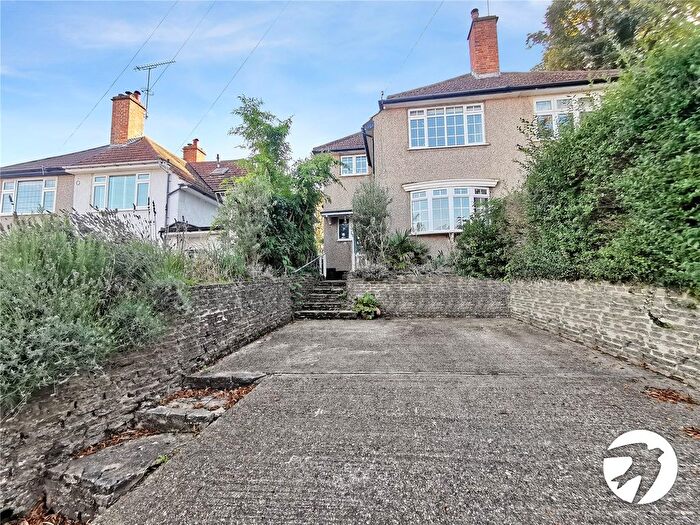 3 Bedroom Semi-Detached House To Rent In Broomhill Road, Orpington, Kent, BR6