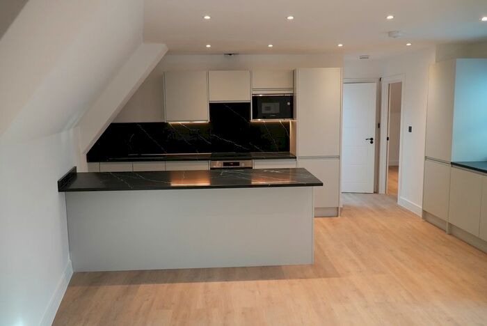 1 Bedroom Flat To Rent In Ashbourne Parade, Finchley Road, London, NW11