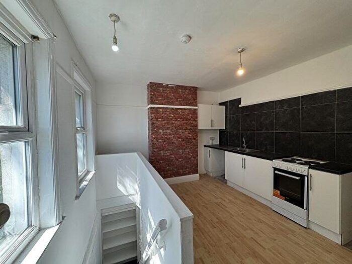 1 Bedroom Flat To Rent In Bellhouse Road, S5