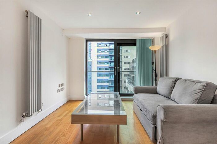2 Bedroom Apartment To Rent In Millharbour, London, E14