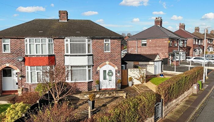 2 Bedroom Semi-Detached House For Sale In Willow Grove, Stoke-On-Trent, ST3
