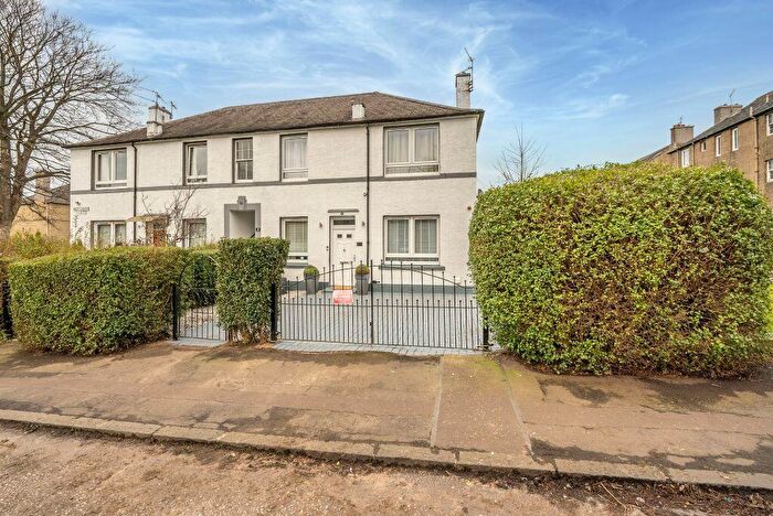 2 Bedroom Villa For Sale In Hutchison Place, Slateford, Edinburgh, EH14