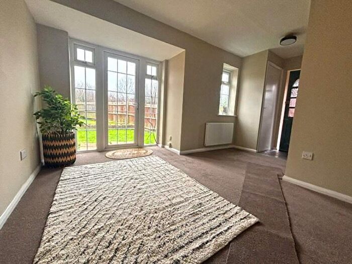 1 Bedroom End Of Terrace House To Rent In Charlotte Close, Chatham, ME5