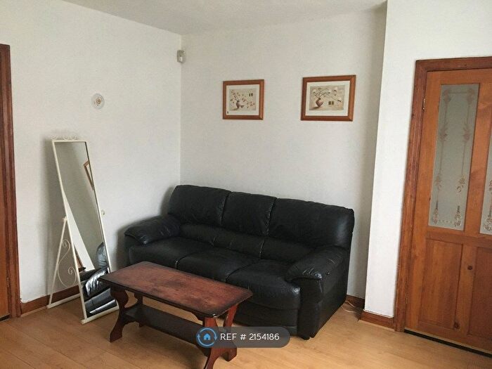 3 Bedroom Terraced House To Rent In Freeburn Causeway, Coventry, CV4