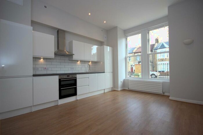 1 Bedroom Flat To Rent In Manor Park Road, Harlesden, NW10