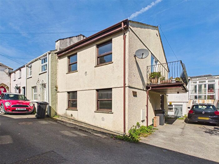 2 Bedroom End Terrace House For Sale In Chapel Lane, Wadebridge, Cornwall, PL27