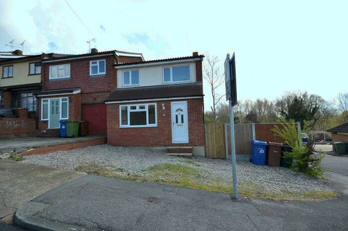 3 Bedroom End Of Terrace House To Rent In Fairview Chase, Stanford-Le-Hope, SS17