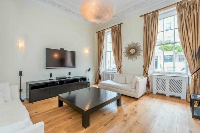 3 Bedroom Flat To Rent In Eaton Place, London, SW1X