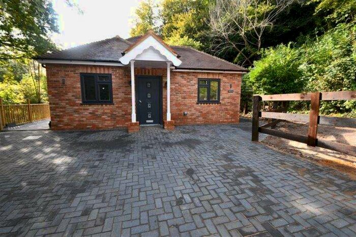 3 Bedroom Bungalow To Rent In 3 Bedroom Detached Bungalow In Godalming, GU7