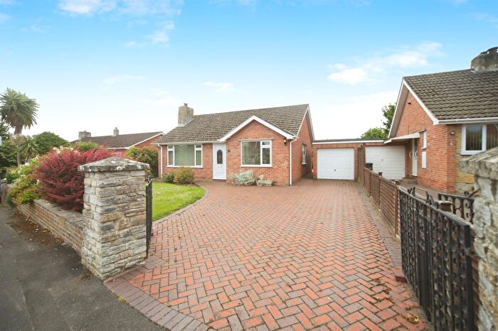 3 Bedroom Detached Bungalow For Sale In Woodlands Drive, Ruishton, Taunton, TA3
