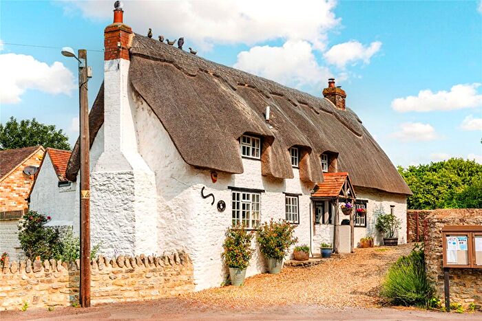 5 Bedroom Detached House For Sale In Church Street, Marsh Gibbon, Bicester, Buckinghamshire, OX27
