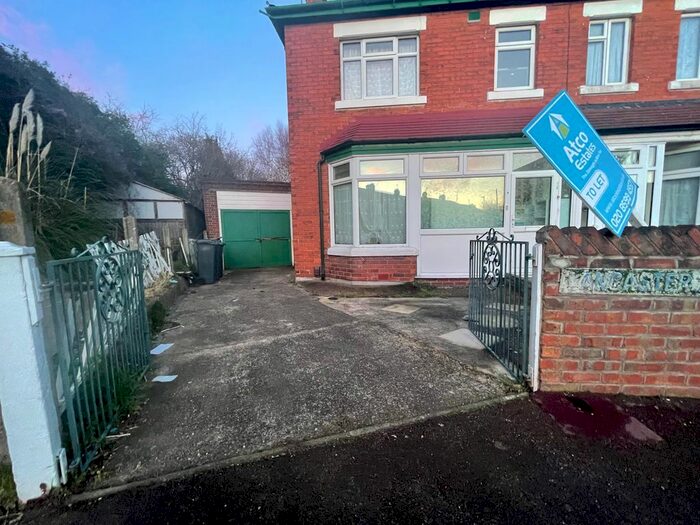 3 Bedroom End Of Terrace House To Rent In Lancaster Avenue, Barking, IG11