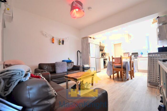 5 Bedroom Terraced House To Rent In Student Property - Selly Oak, Birmingham, B29