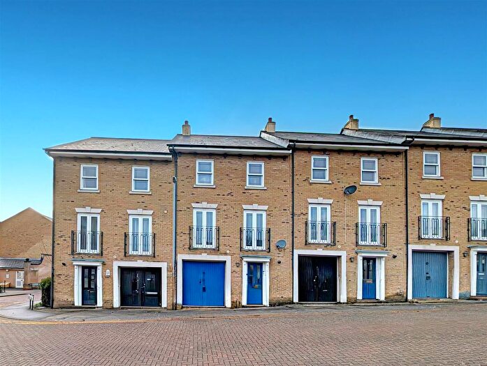 4 Bedroom Terraced House To Rent In Engineers Square, Colchester, CO4