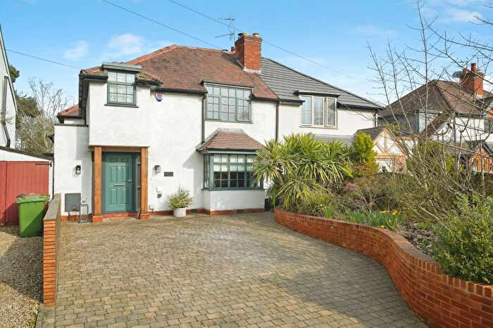 3 Bedroom Semi Detached House For Sale In Warwick Road, Knowle, Solihull, B93