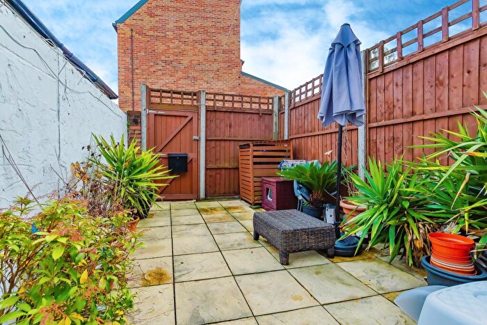 1 Bedroom Flat To Rent In Croydon Road, Beckenham, BR3