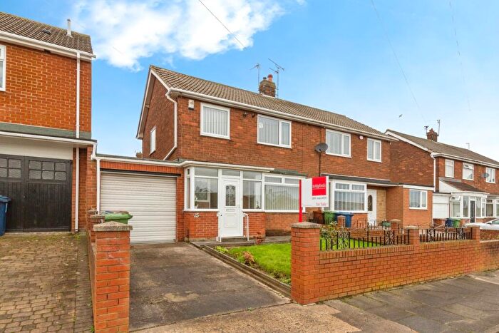 3 Bedroom Semi Detached House For Sale In Westmorland Avenue, Washington, Tyne And Wear, NE37