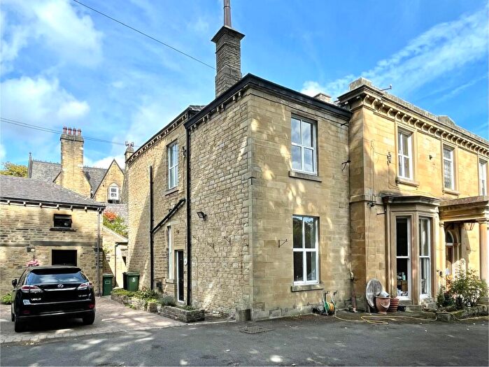 2 Bedroom Character Property For Sale In Halifax Road, Huddersfield, HD3
