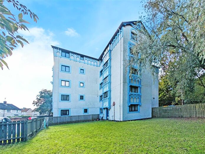 1 Bedroom Flat For Sale In Cartington Court, Newcastle Upon Tyne, NE3