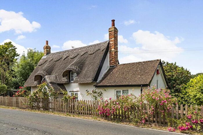 2 Bedroom Detached House For Sale In Kimbolton Road, Bolnhurst, MK44