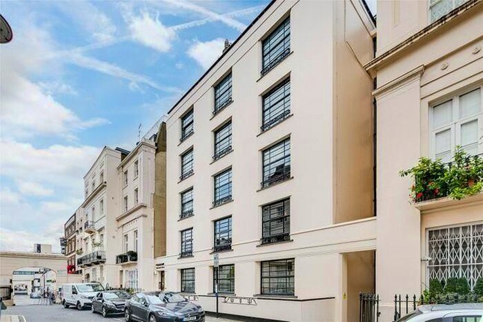 4 Bedroom Flat To Rent In Belgravia House, Halkin Place, SW1X