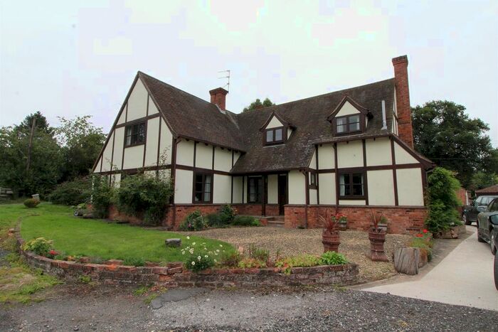 4 Bedroom Detached House To Rent In Rowney Green Lane, Alvechurch, Birmingham B48