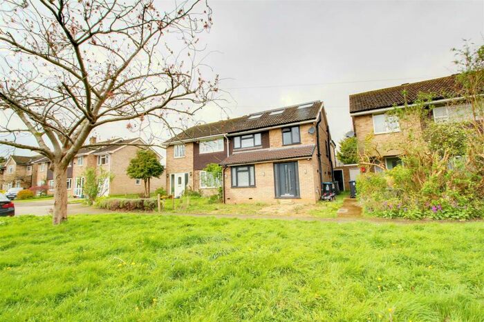 4 Bedroom Semi-Detached House For Sale In Homefield, Potten End, Berkhamsted, HP4
