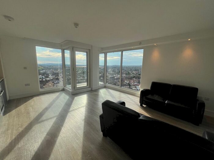 2 Bedroom Flat To Rent In Station Road, Edgware, HA8