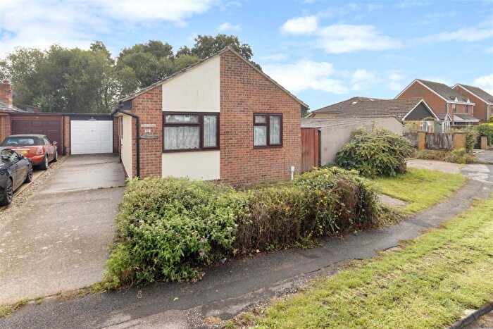 2 Bedroom Detached Bungalow For Sale In Aberdale Road, Polegate, BN26
