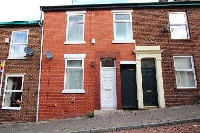 3 Bedroom Terraced House For Sale In Wellington Street, Preston, PR1