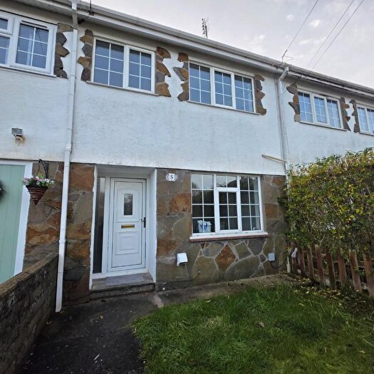 3 Bedroom Detached House To Rent In Taliesin Close, Pencoed, Bridgend, CF35