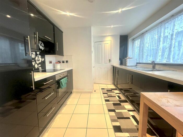 Studio To Rent In Mayfield Road, Enfield, EN3