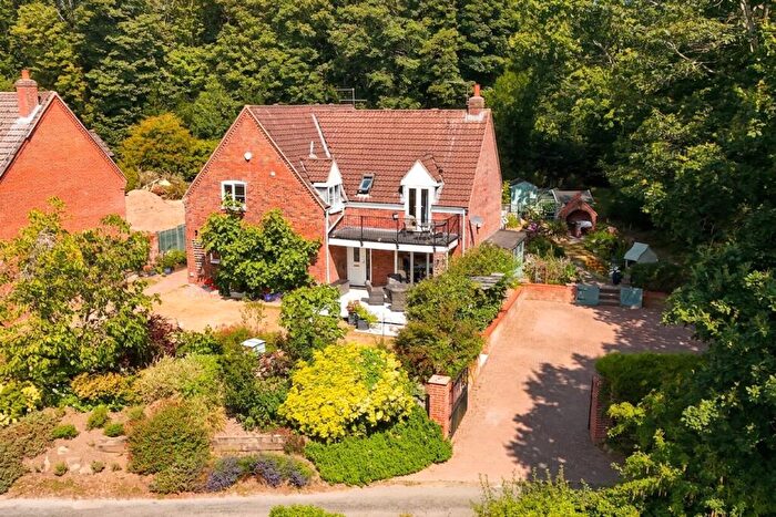 4 Bedroom Detached House For Sale In Pedham Road, Hemblington, Norwich, NR13