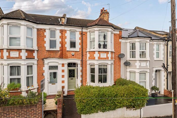3 Bedroom House To Rent In Hopedale Road London, SE7