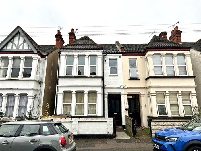 1 Bedroom Flat To Rent In Whitegate Road, Southend-On-Sea, SS1