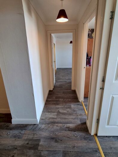 2 Bedroom Flat To Rent In Victoria Street, Grimsby, North East Lincolnshire, DN31