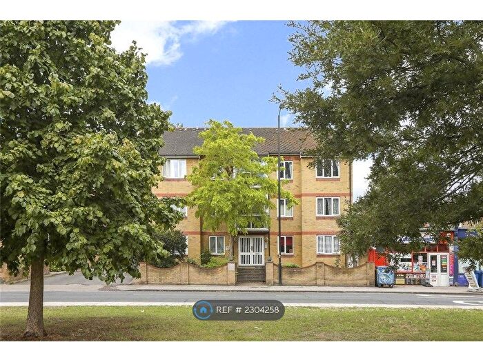 1 Bedroom Flat To Rent In Henley Court, London, SE15