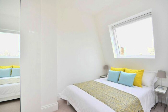 1 Bedroom Flat To Rent In Ifield Road, Chelsea, London, SW10