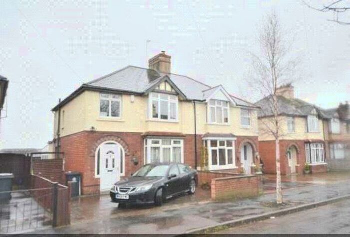 3 Bedroom Semi-Detached House To Rent In Newark Road, Gloucester, Gloucestershire, GL1