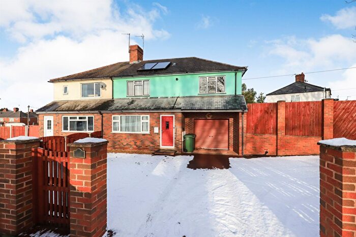 3 Bedroom Semi Detached House For Sale In Park Lane, Fallings Park, Wolverhampton, WV10