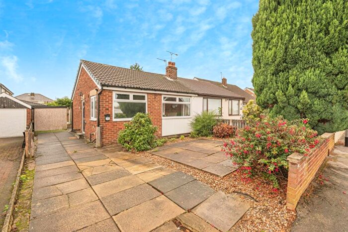1 Bedroom Semi-Detached Bungalow For Sale In Tyersal Close, Bradford, BD4