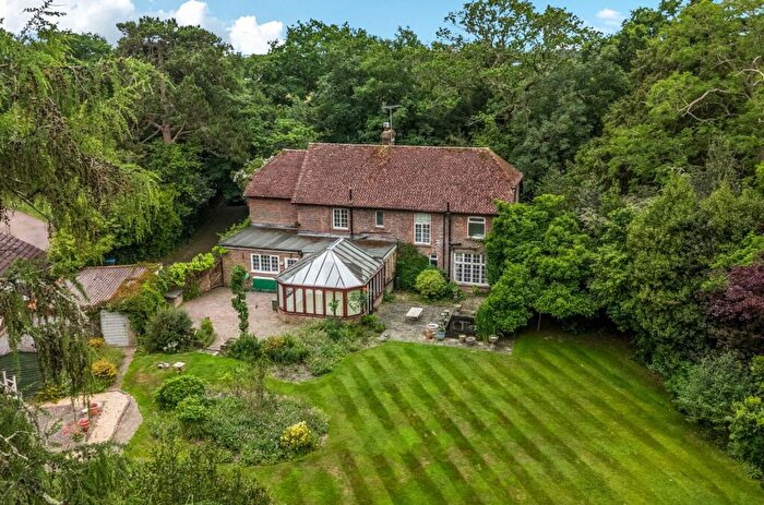 4 Bedroom Detached House For Sale In West Walberton Lane, Walberton, BN18