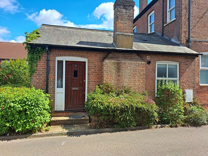 1 Bedroom Flat To Rent In West Street, Dunstable, LU6