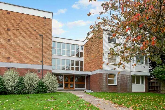 1 Bedroom Flat To Rent In Somerstown, Chichester, PO19