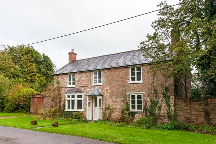 4 Bedroom Cottage To Rent In Cottisford, NN13