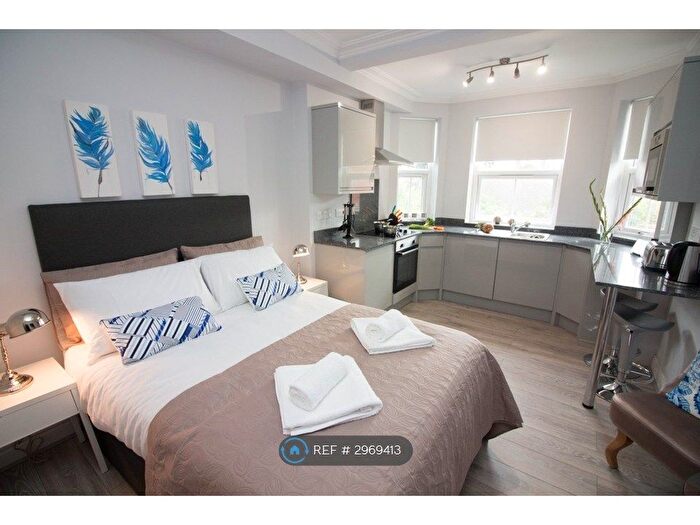 Studio To Rent In Helena House, Reading, RG1